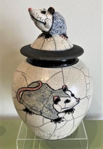 Possum w/ Lid by Robin Rodgers